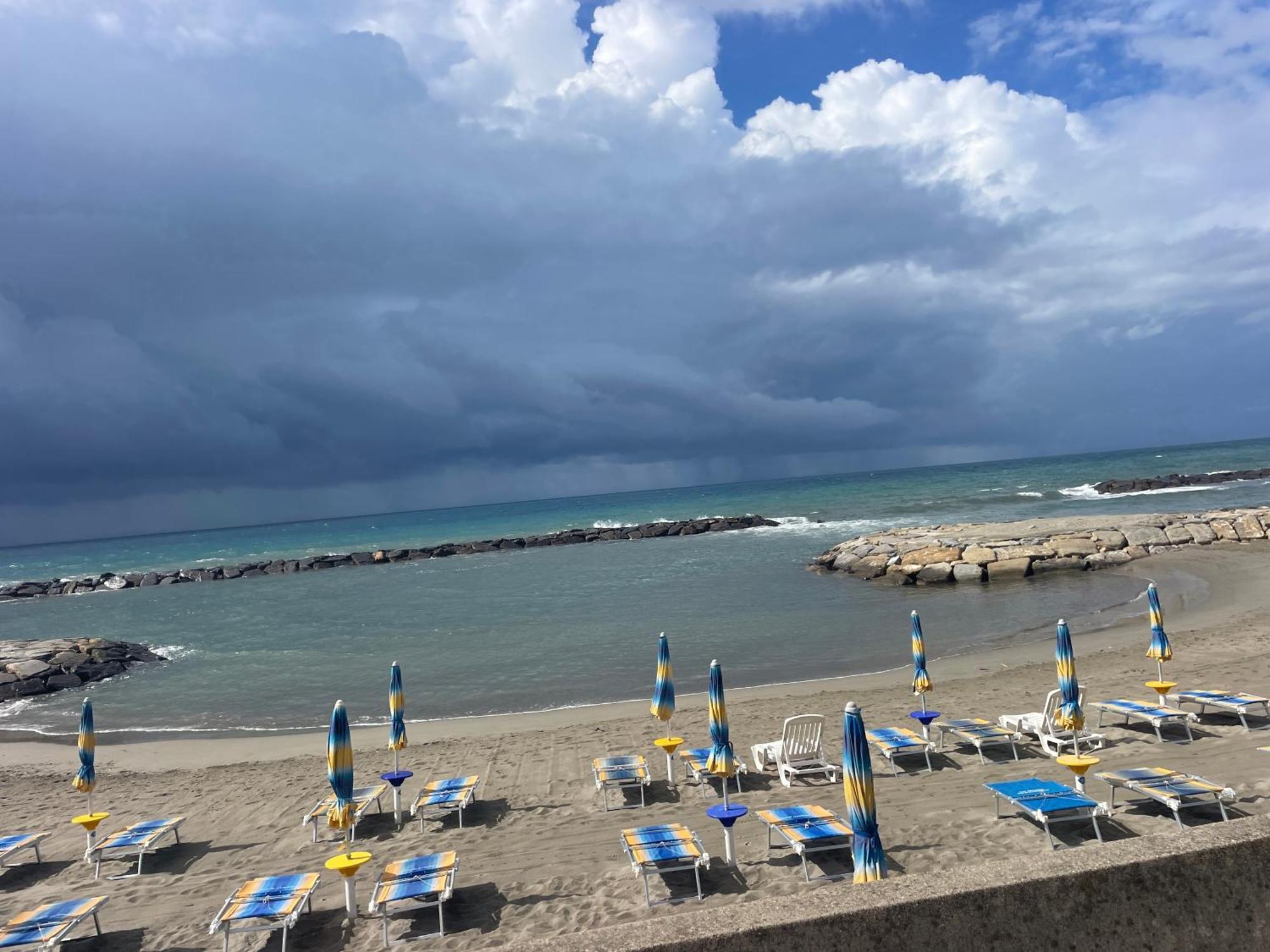 Bistrot Del Mare Lejlighed Santo Stefano al Mare Eksteriør billede