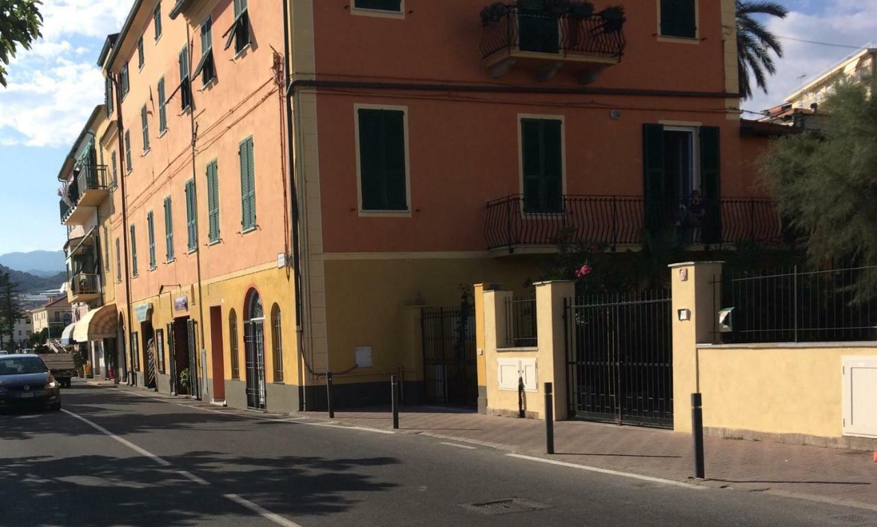 Bistrot Del Mare Lejlighed Santo Stefano al Mare Eksteriør billede